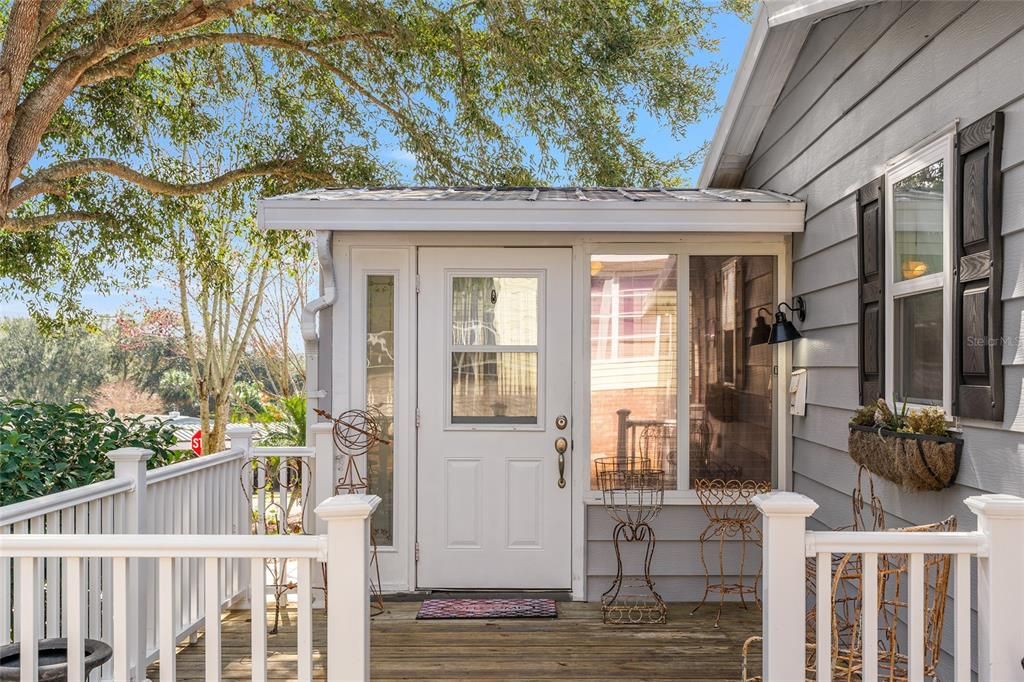 待售: $219,900 (2 贝兹, 2 浴室, 1040 平方英尺)