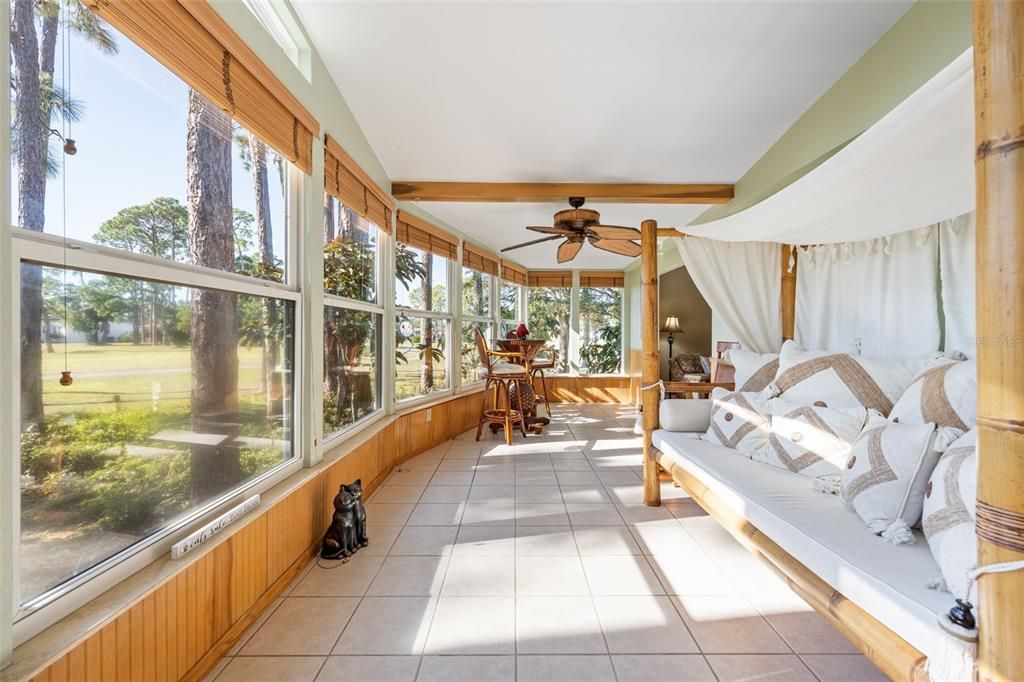 На продажу: $285,000 (2 спален, 2 ванн, 2053 Квадратных фут)