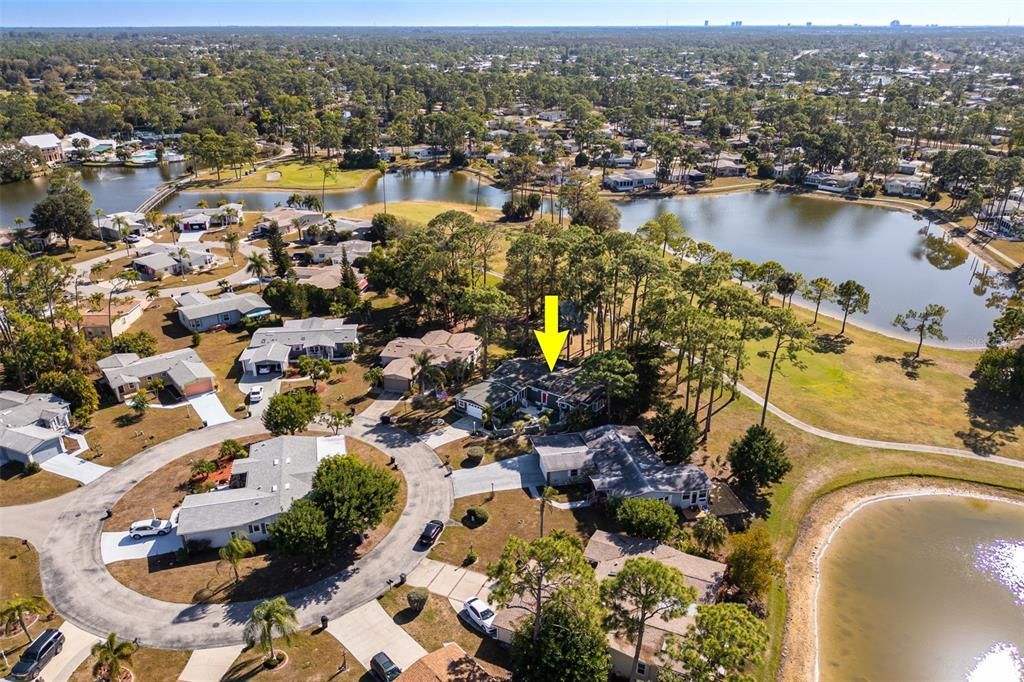 На продажу: $285,000 (2 спален, 2 ванн, 2053 Квадратных фут)