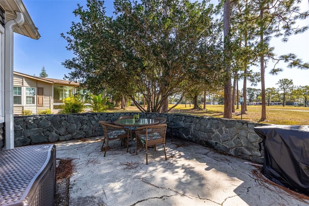 На продажу: $285,000 (2 спален, 2 ванн, 2053 Квадратных фут)