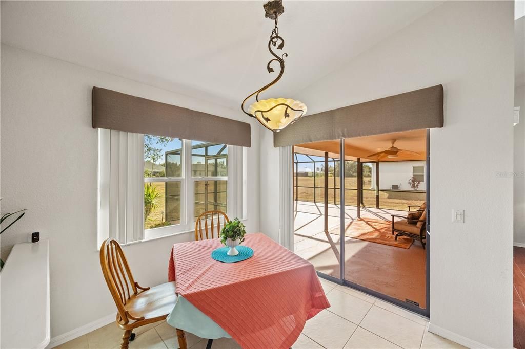 待售: $310,000 (3 贝兹, 2 浴室, 1759 平方英尺)