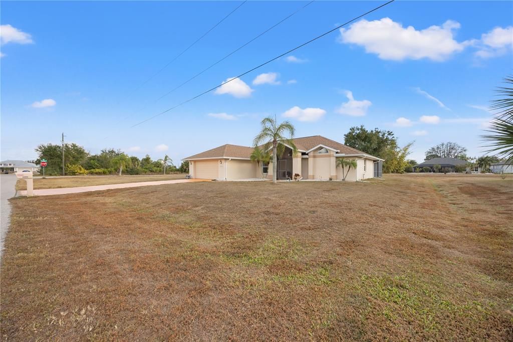 待售: $310,000 (3 贝兹, 2 浴室, 1759 平方英尺)