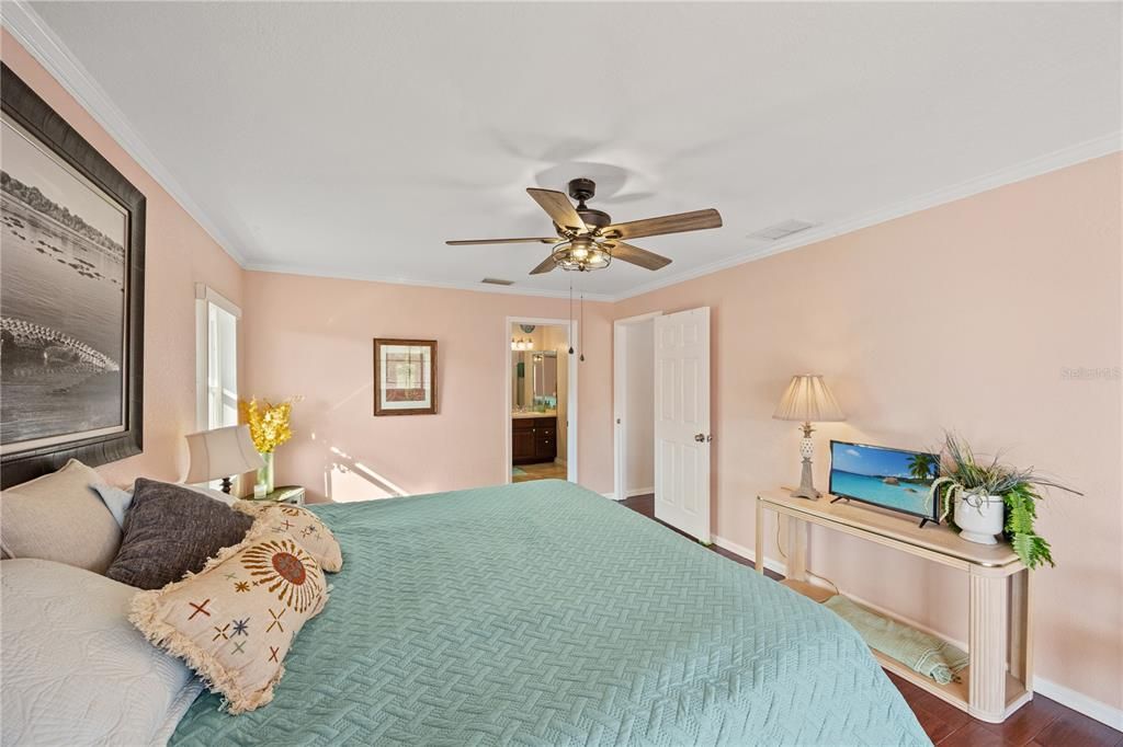 待售: $310,000 (3 贝兹, 2 浴室, 1759 平方英尺)