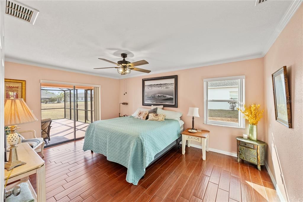 待售: $310,000 (3 贝兹, 2 浴室, 1759 平方英尺)