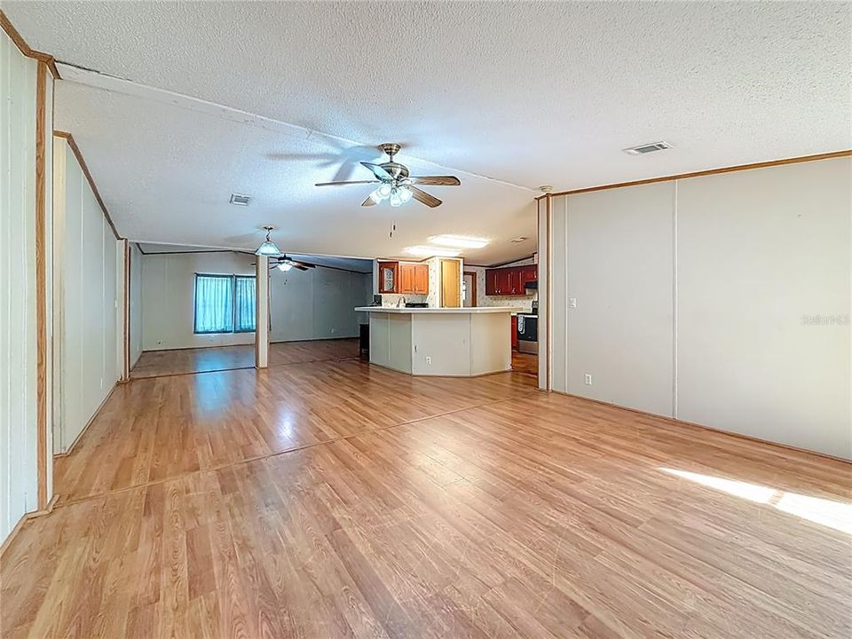 待售: $229,900 (3 贝兹, 2 浴室, 1755 平方英尺)