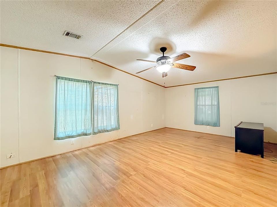 待售: $229,900 (3 贝兹, 2 浴室, 1755 平方英尺)