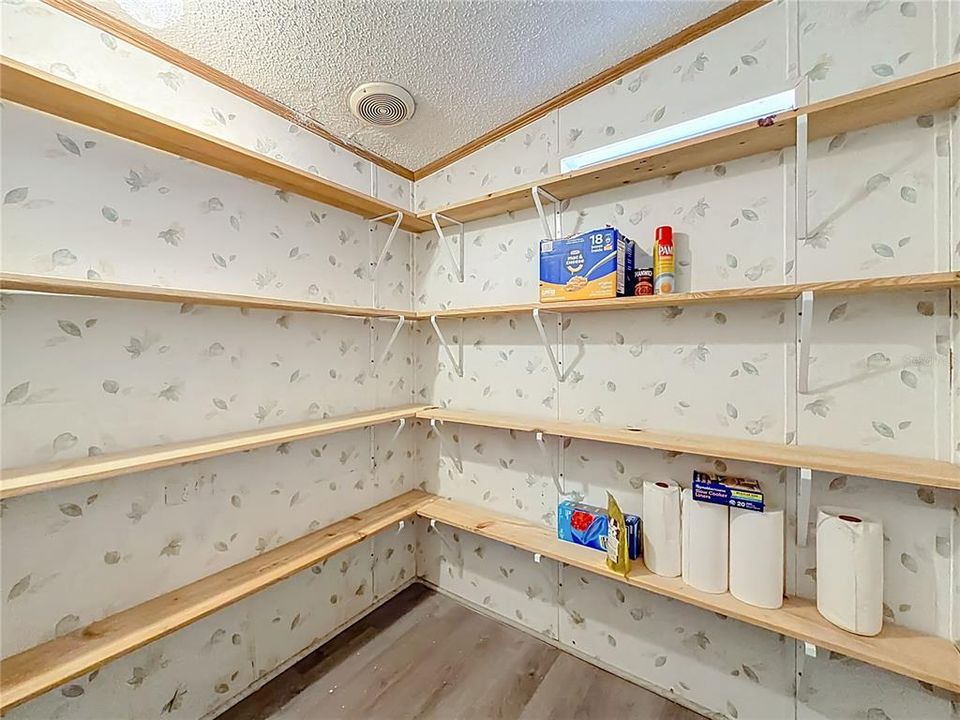 待售: $229,900 (3 贝兹, 2 浴室, 1755 平方英尺)