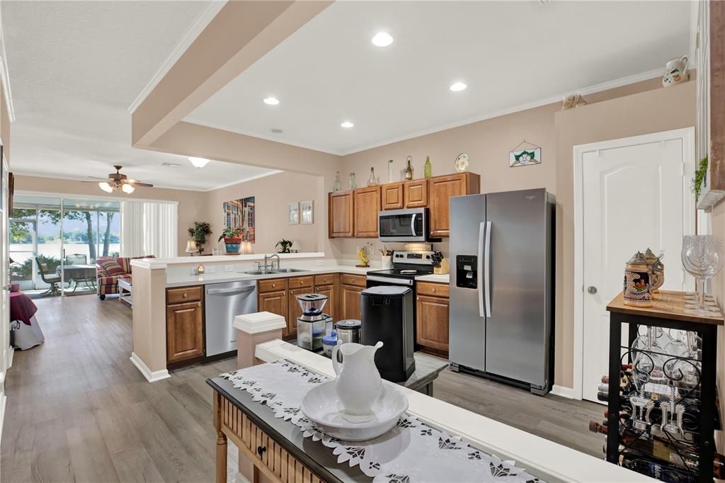 待售: $335,000 (3 贝兹, 2 浴室, 1625 平方英尺)