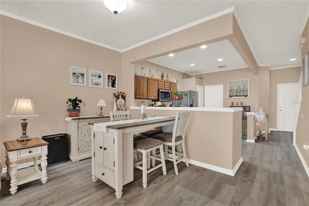 待售: $335,000 (3 贝兹, 2 浴室, 1625 平方英尺)