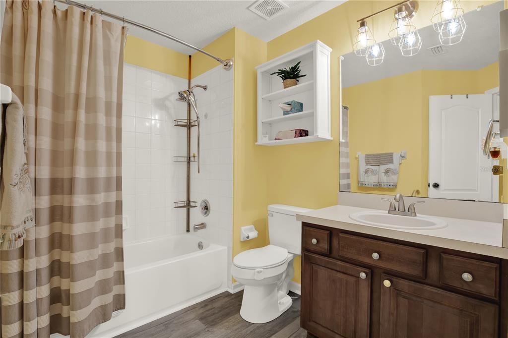 待售: $335,000 (3 贝兹, 2 浴室, 1625 平方英尺)