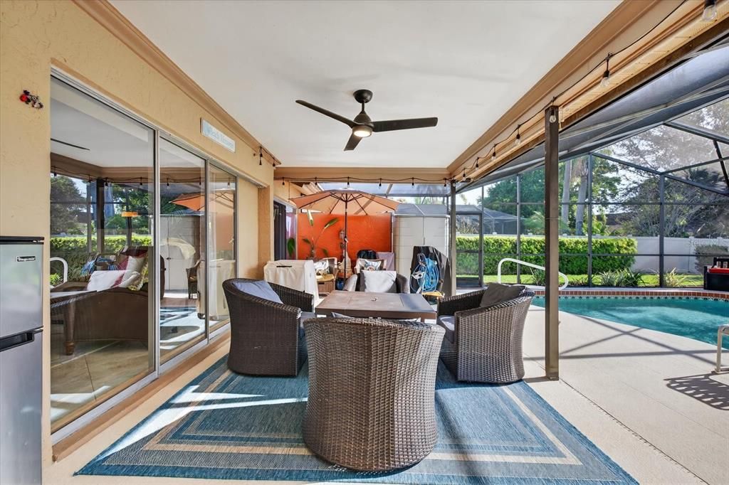 En Venta: $575,000 (3 camas, 2 baños, 1750 Pies cuadrados)