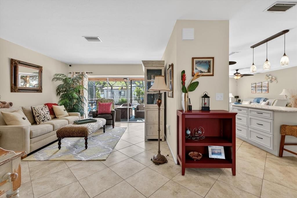 En Venta: $575,000 (3 camas, 2 baños, 1750 Pies cuadrados)