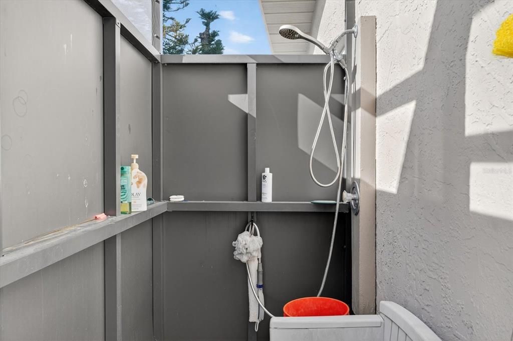 En Venta: $575,000 (3 camas, 2 baños, 1750 Pies cuadrados)