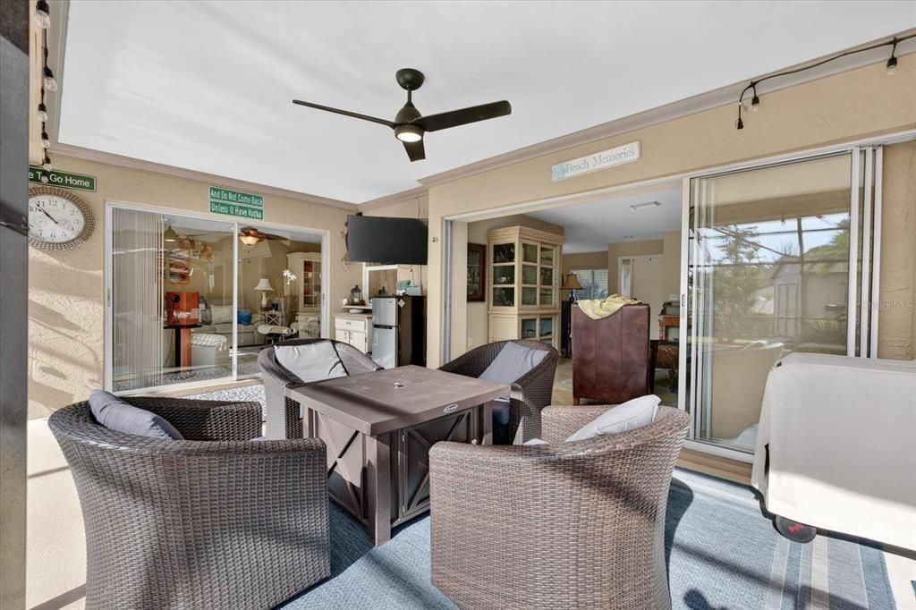 En Venta: $575,000 (3 camas, 2 baños, 1750 Pies cuadrados)