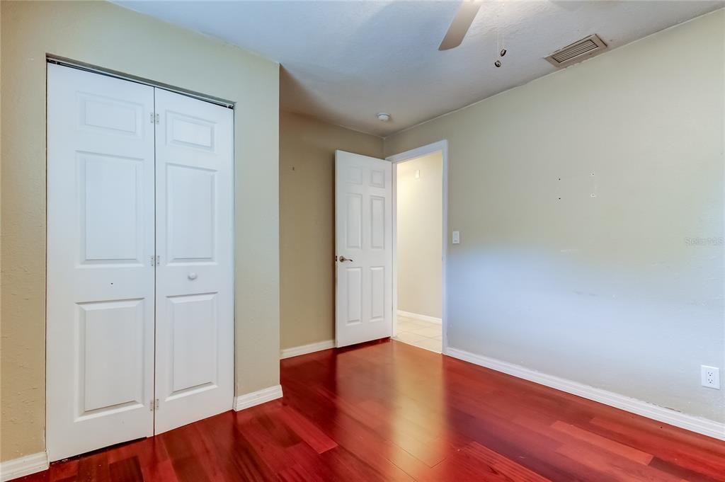 For Sale: $425,000 (3 beds, 2 baths, 1659 Square Feet)