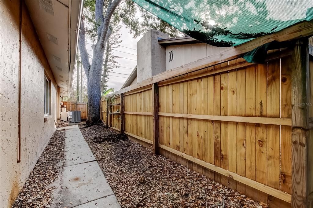 For Sale: $425,000 (3 beds, 2 baths, 1659 Square Feet)