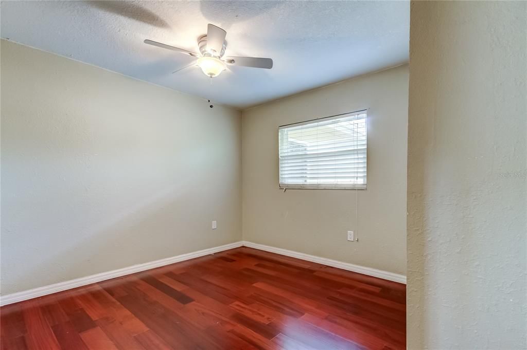 For Sale: $425,000 (3 beds, 2 baths, 1659 Square Feet)