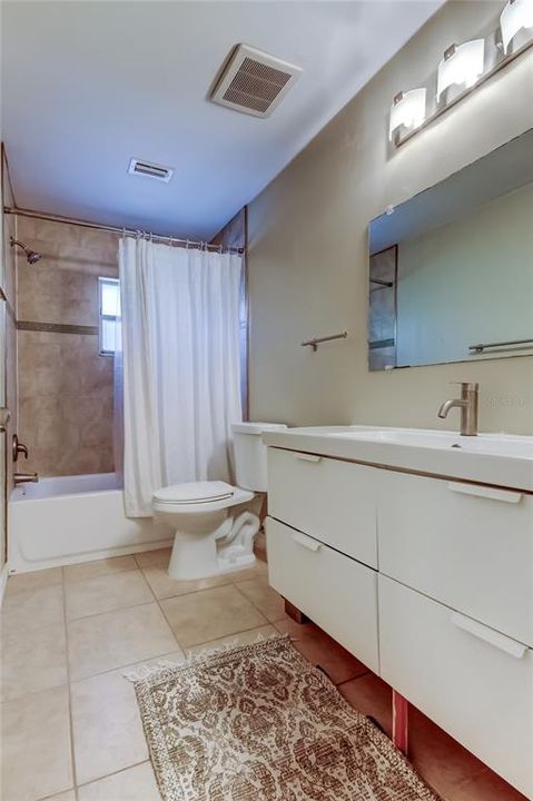 For Sale: $425,000 (3 beds, 2 baths, 1659 Square Feet)