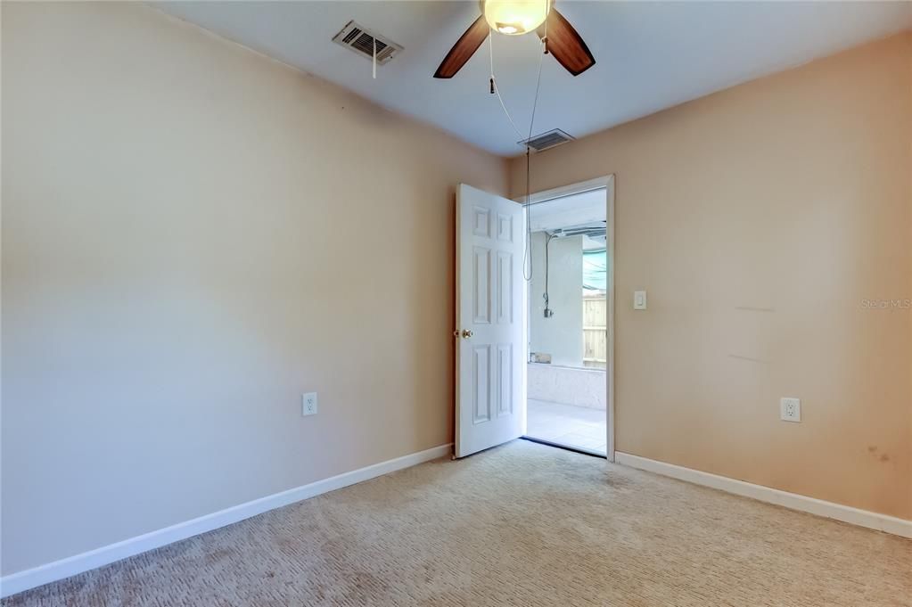 For Sale: $425,000 (3 beds, 2 baths, 1659 Square Feet)