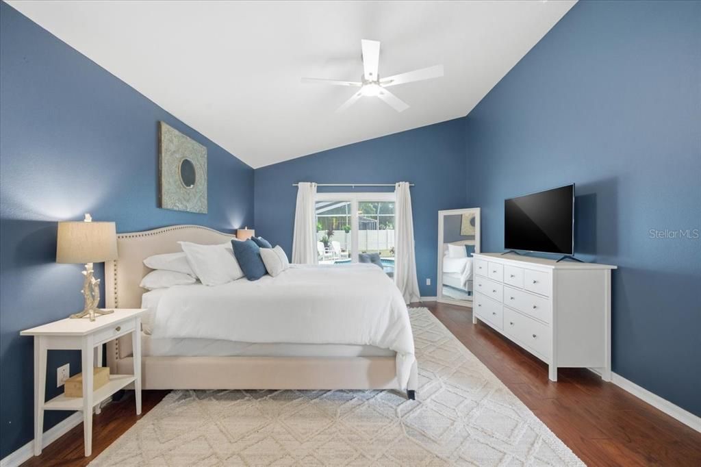 На продажу: $650,000 (4 спален, 3 ванн, 1922 Квадратных фут)