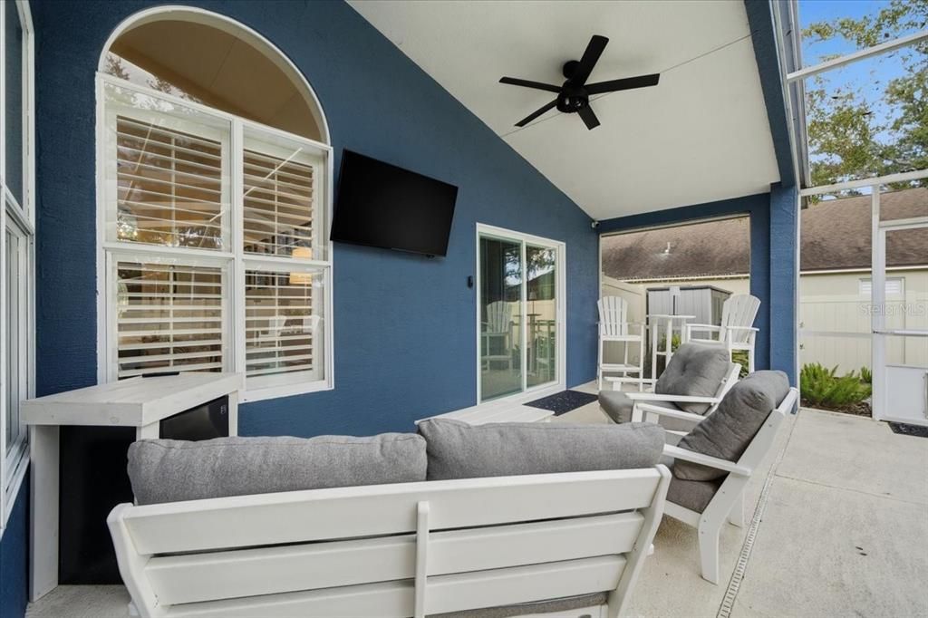 На продажу: $650,000 (4 спален, 3 ванн, 1922 Квадратных фут)