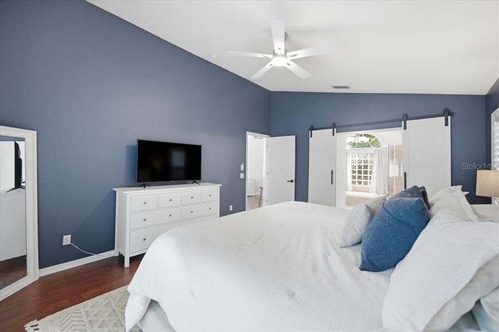 На продажу: $650,000 (4 спален, 3 ванн, 1922 Квадратных фут)