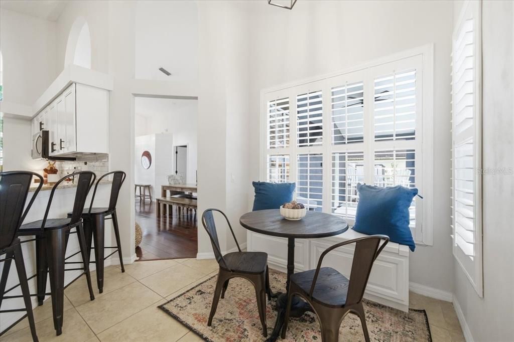 На продажу: $650,000 (4 спален, 3 ванн, 1922 Квадратных фут)