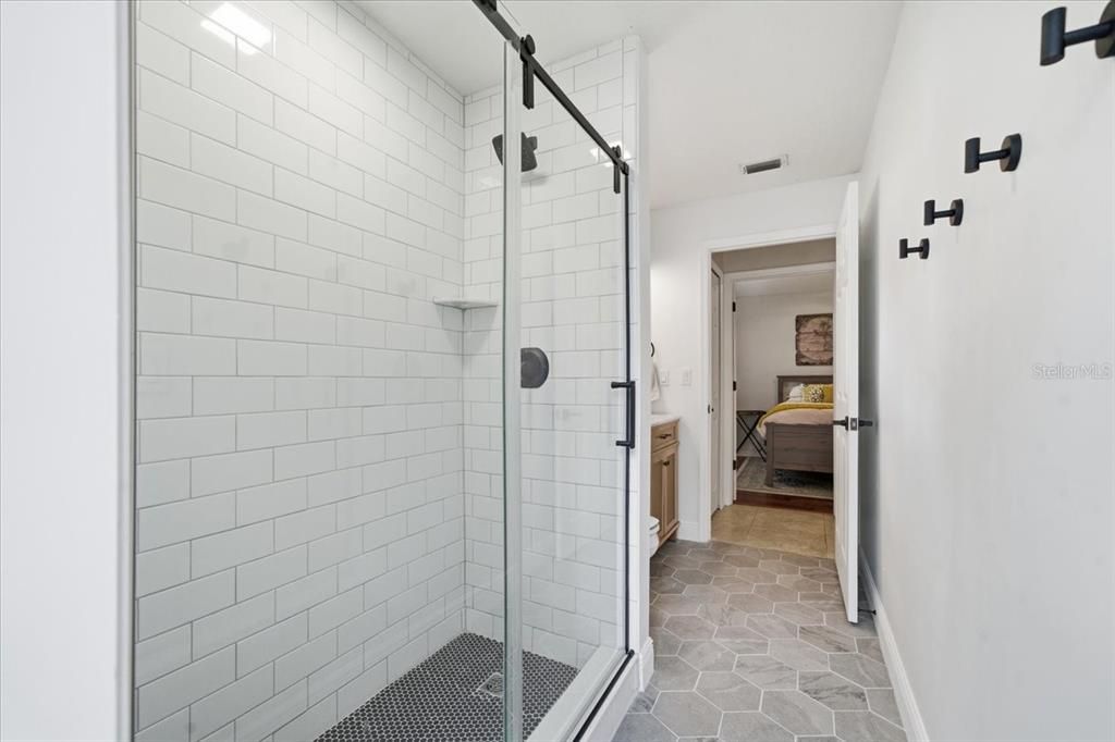 На продажу: $650,000 (4 спален, 3 ванн, 1922 Квадратных фут)