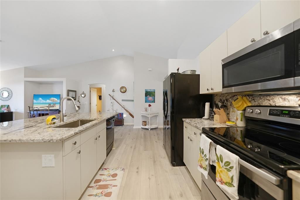 For Sale: $329,900 (3 beds, 2 baths, 2020 Square Feet)