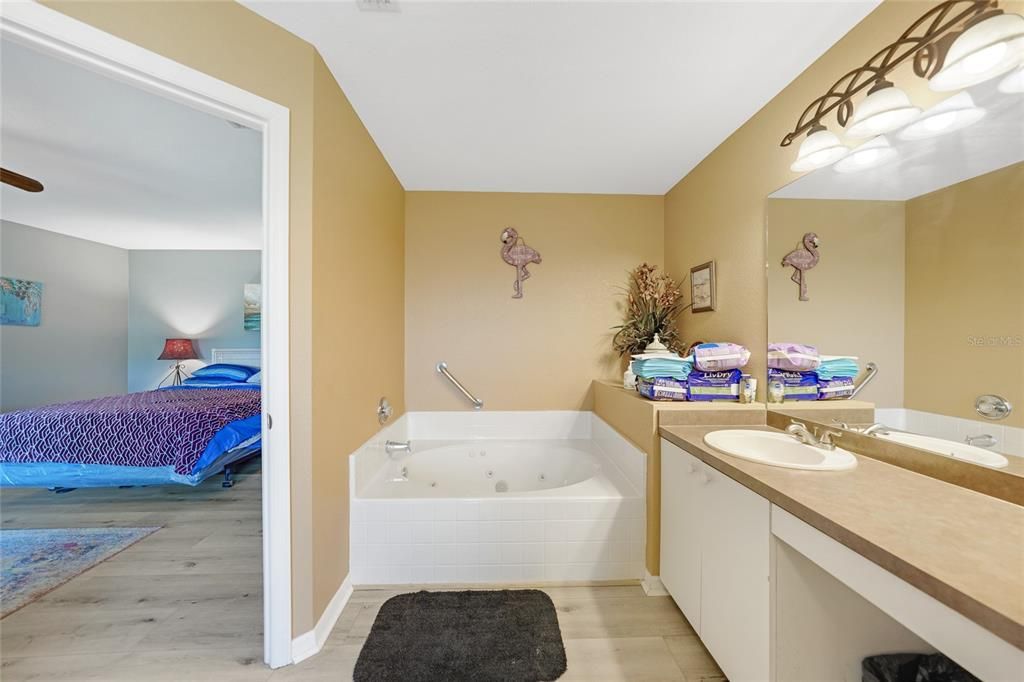 For Sale: $329,900 (3 beds, 2 baths, 2020 Square Feet)