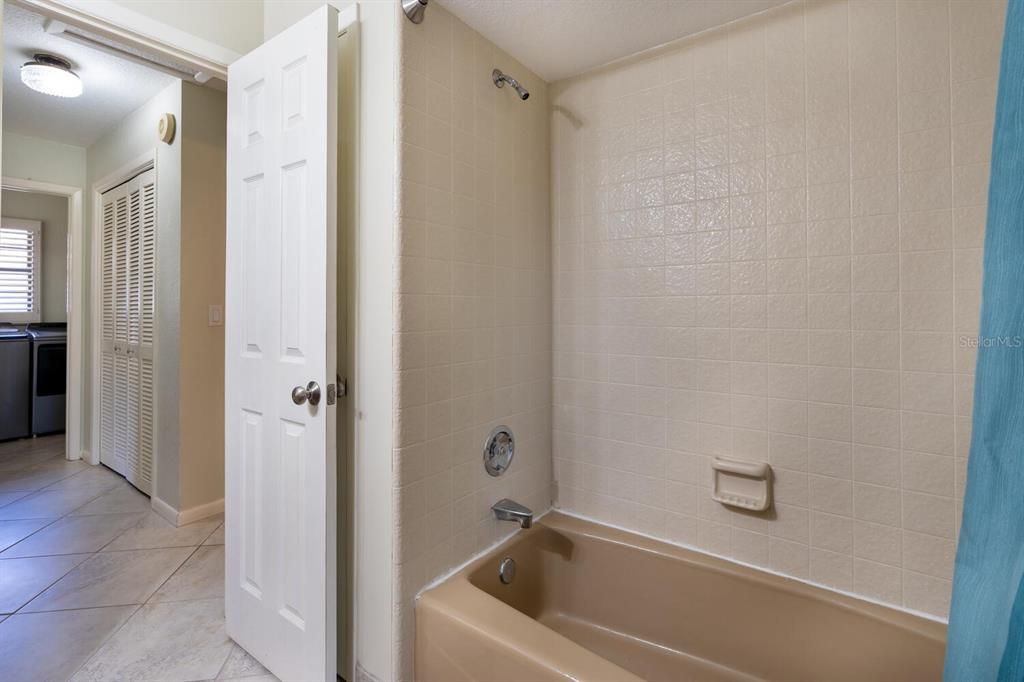 待售: $520,000 (3 贝兹, 2 浴室, 1819 平方英尺)