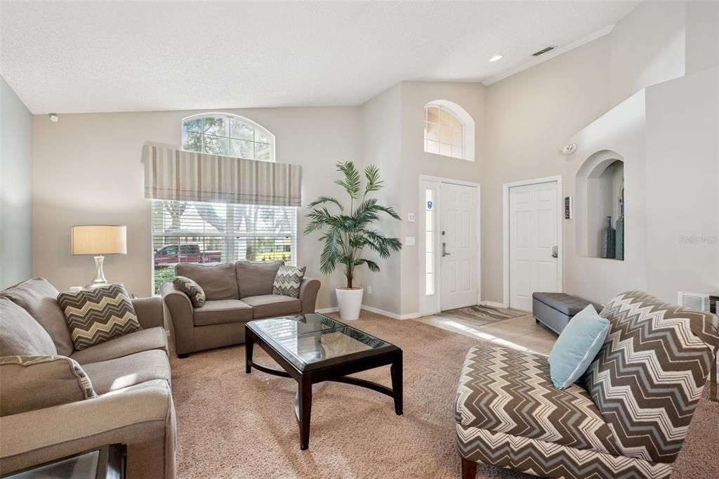 На продажу: $469,990 (4 спален, 3 ванн, 1960 Квадратных фут)