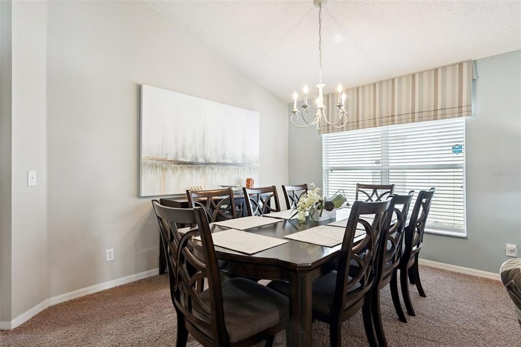 На продажу: $469,990 (4 спален, 3 ванн, 1960 Квадратных фут)