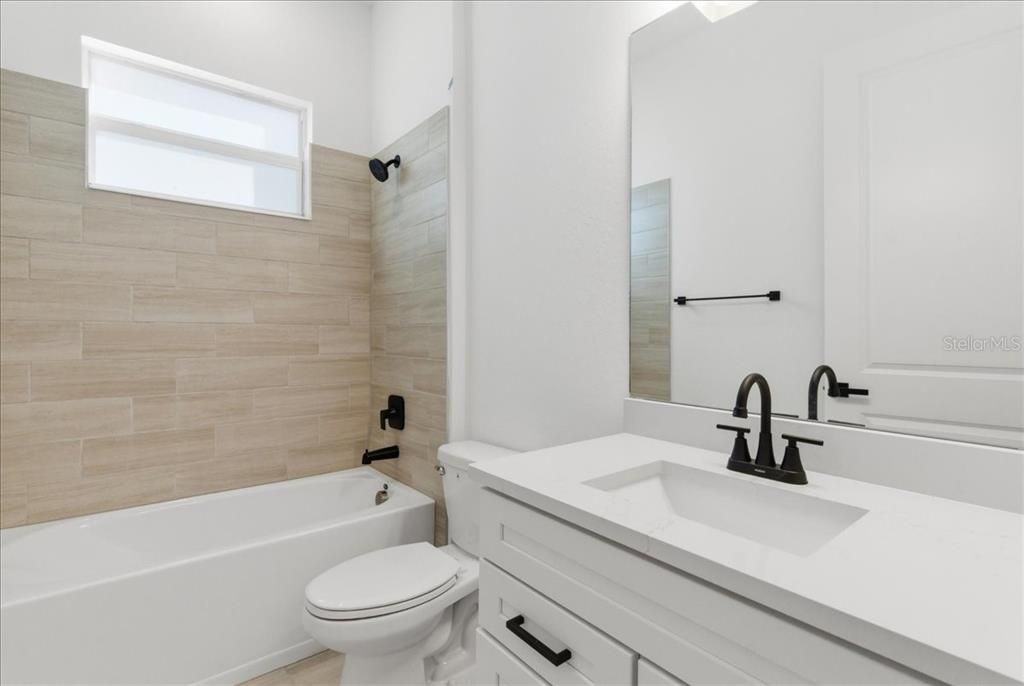 В аренду: $4,500 (2 спален, 2 ванн, 2061 Квадратных фут)