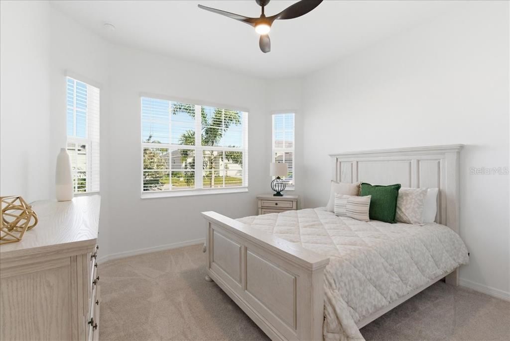 В аренду: $4,500 (2 спален, 2 ванн, 2061 Квадратных фут)