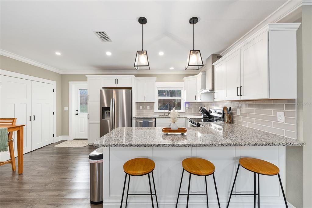 For Sale: $324,900 (4 beds, 2 baths, 1450 Square Feet)