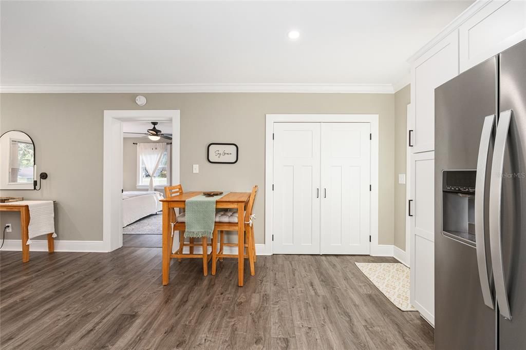 For Sale: $324,900 (4 beds, 2 baths, 1450 Square Feet)