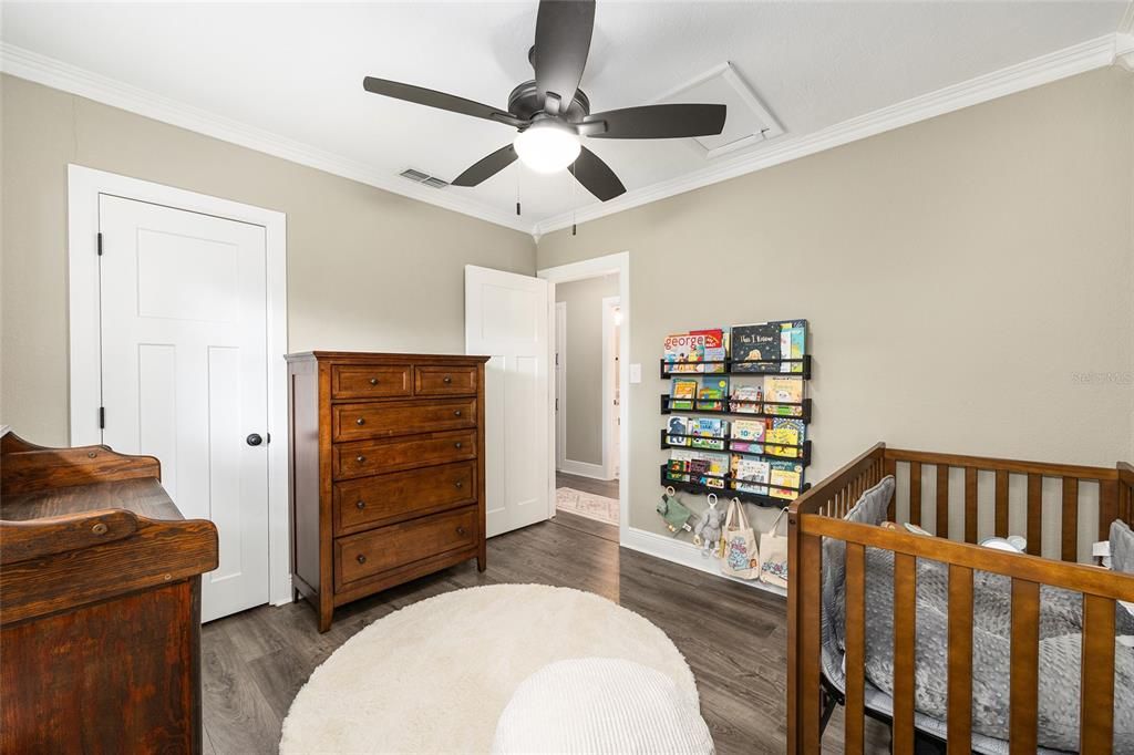 For Sale: $324,900 (4 beds, 2 baths, 1450 Square Feet)