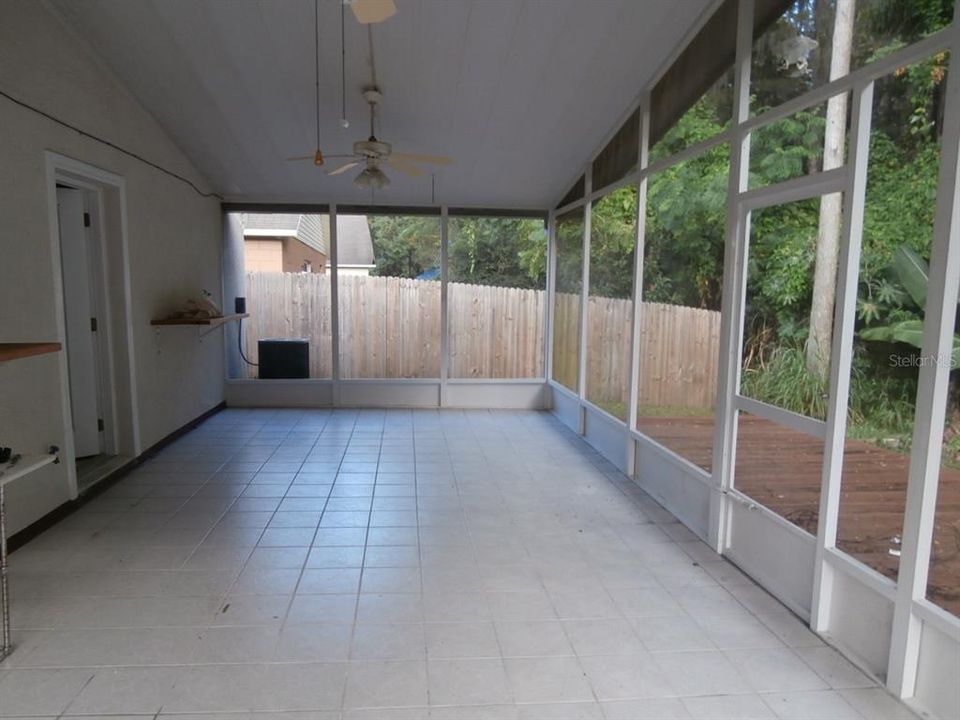 出租: $1,995 (3 贝兹, 2 浴室, 1137 平方英尺)