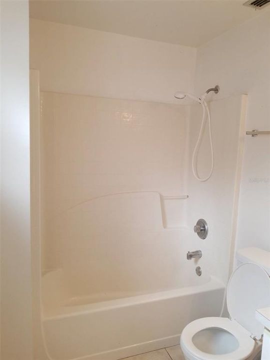 出租: $1,995 (3 贝兹, 2 浴室, 1137 平方英尺)