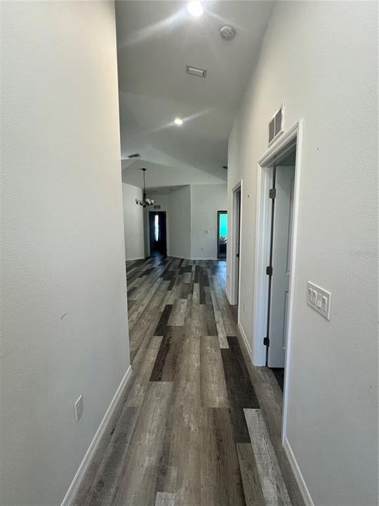 En Venta: $275,000 (2 camas, 2 baños, 1268 Pies cuadrados)