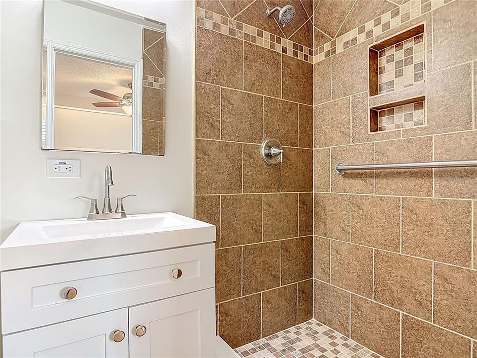 En Venta: $224,999 (2 camas, 2 baños, 1555 Pies cuadrados)