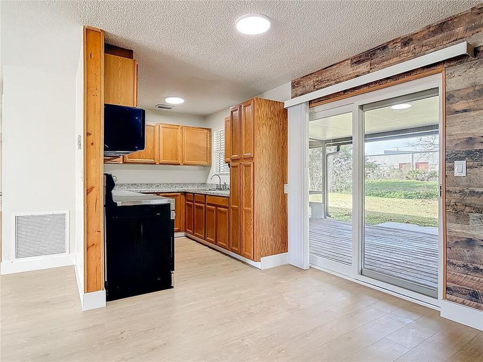 En Venta: $224,999 (2 camas, 2 baños, 1555 Pies cuadrados)