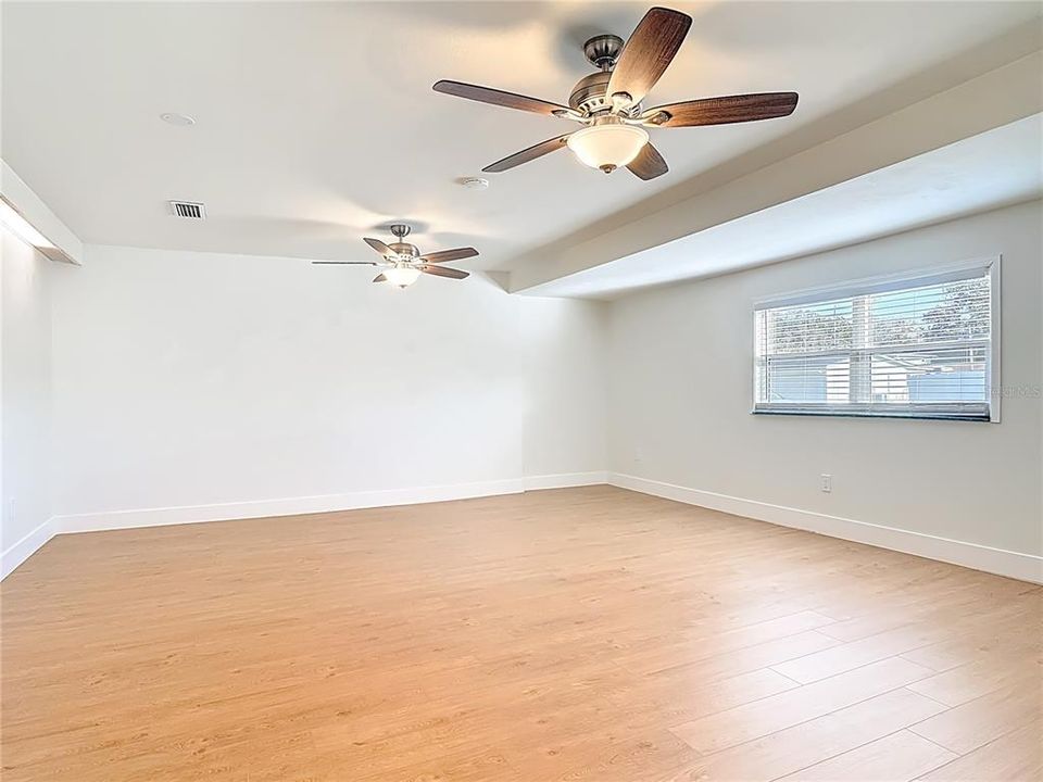 En Venta: $224,999 (2 camas, 2 baños, 1555 Pies cuadrados)