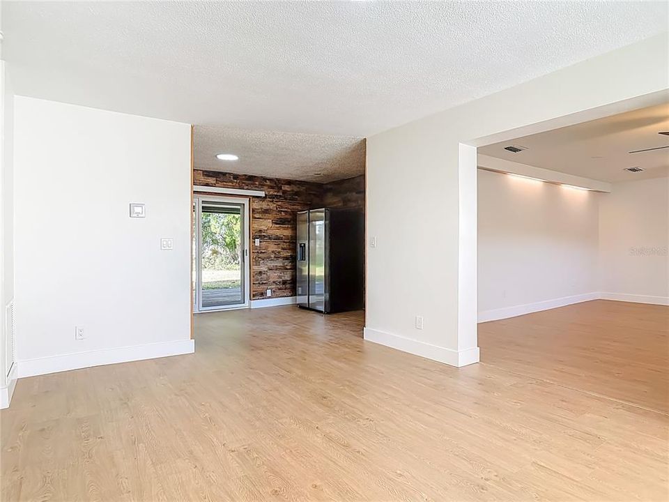 En Venta: $224,999 (2 camas, 2 baños, 1555 Pies cuadrados)