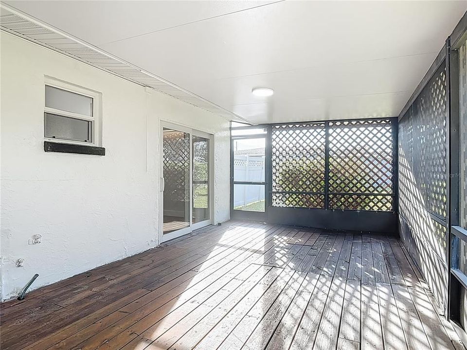 En Venta: $224,999 (2 camas, 2 baños, 1555 Pies cuadrados)