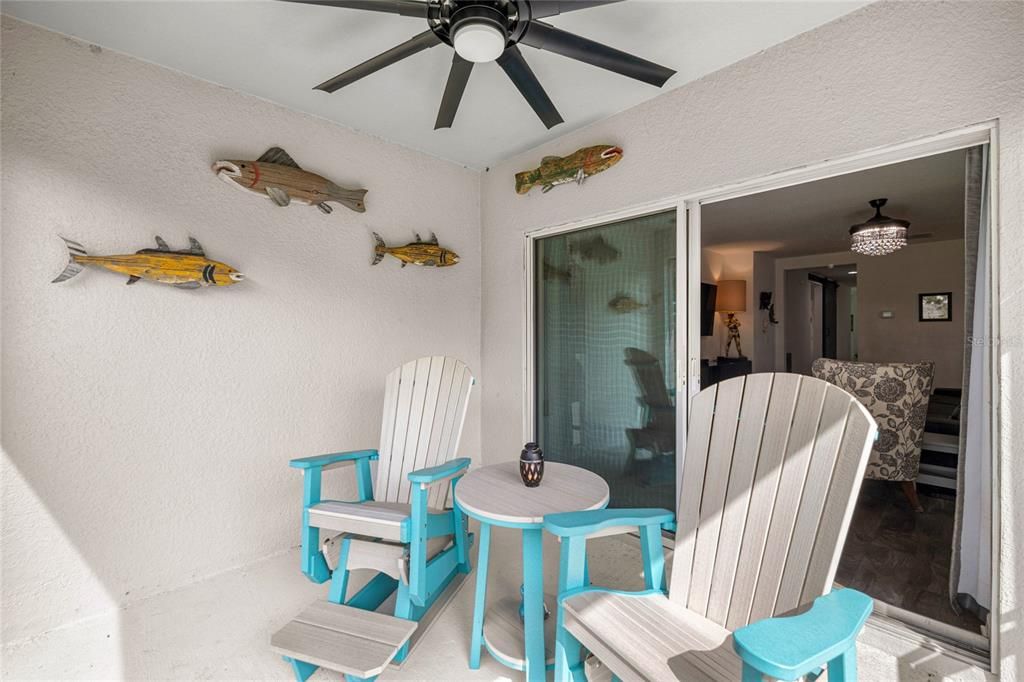 En Venta: $475,000 (4 camas, 2 baños, 2100 Pies cuadrados)