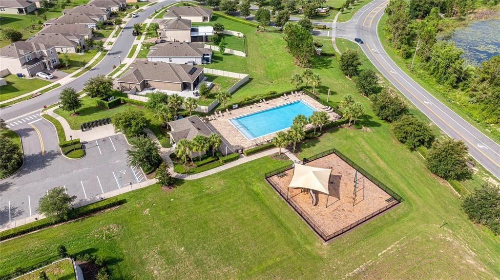 En Venta: $475,000 (4 camas, 2 baños, 2100 Pies cuadrados)