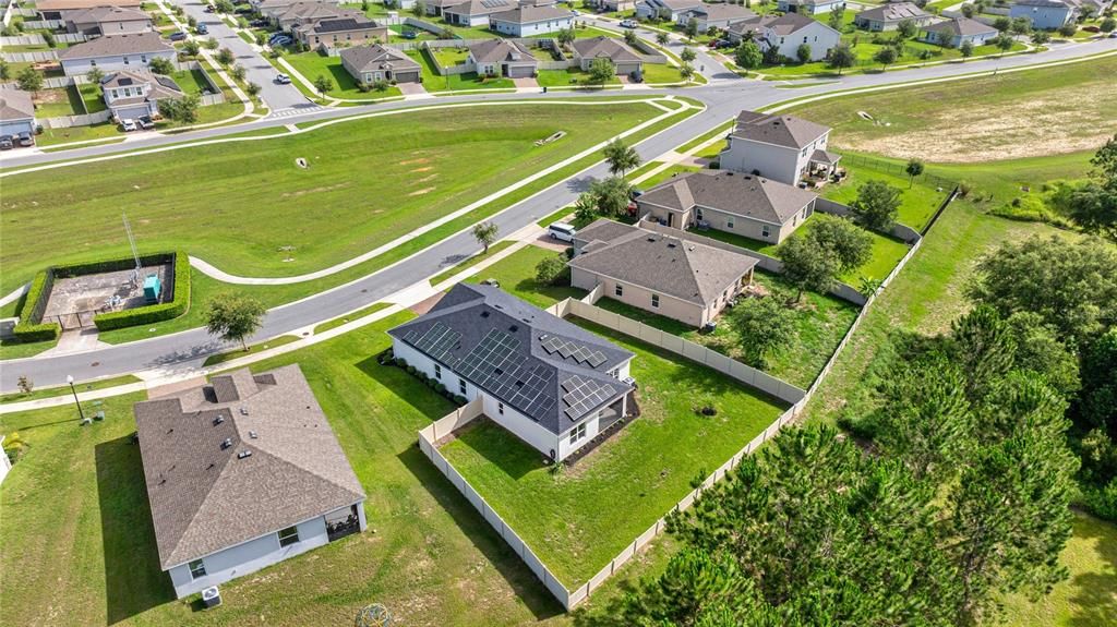 En Venta: $475,000 (4 camas, 2 baños, 2100 Pies cuadrados)