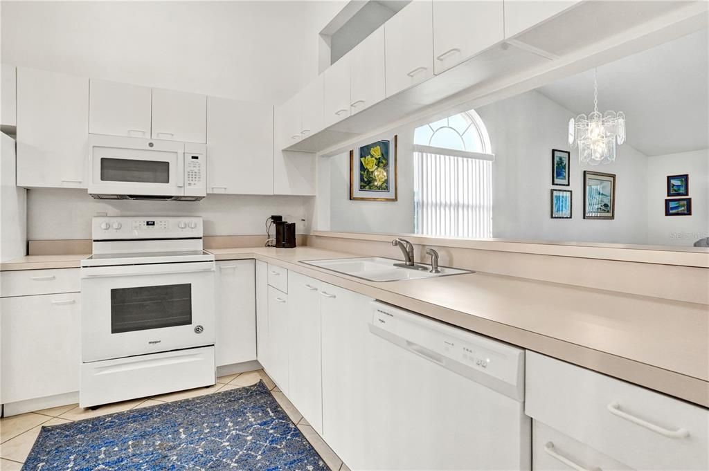 For Sale: $299,000 (3 beds, 2 baths, 1447 Square Feet)